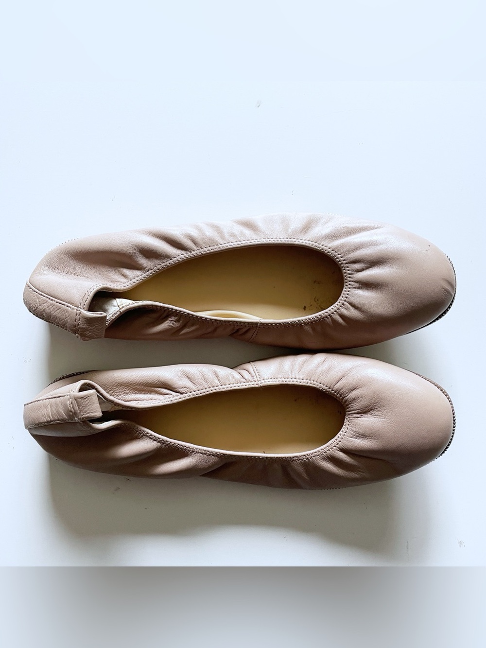 Botkier Mason Leather Ballet Flat Beige Nude 8.5 Balletcore Minimalist Parisian